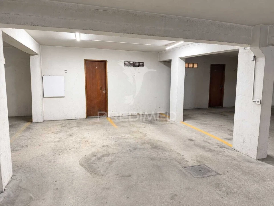 Apartamento T2 para Venda em Porto de Mós - São João Baptista e São Pedro Foto 16
