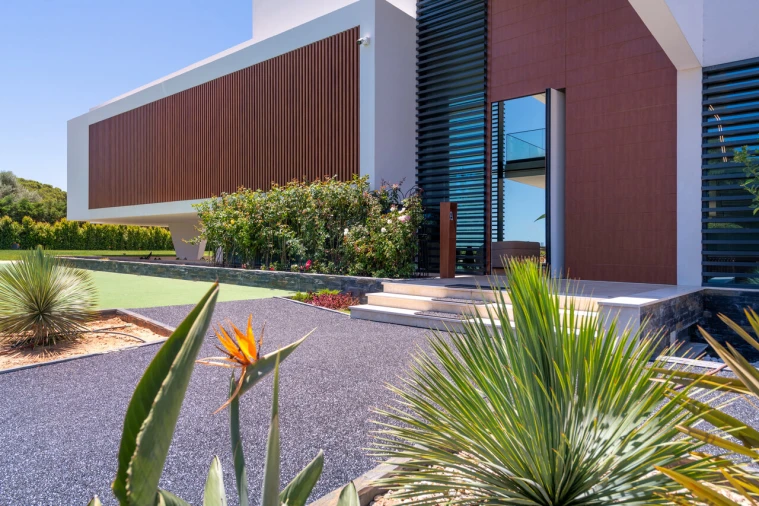 Moradia T5 para Venda em Quarteira Foto 49