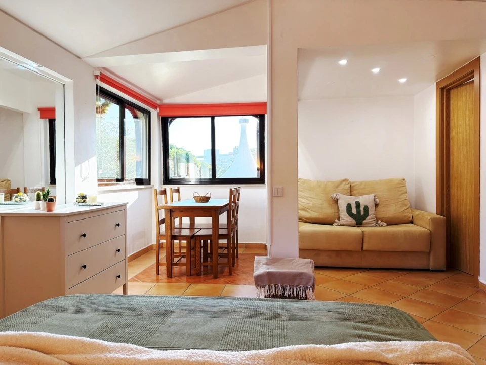Apartamento T0 para Venda em Albufeira e Olhos de Água Foto 1
