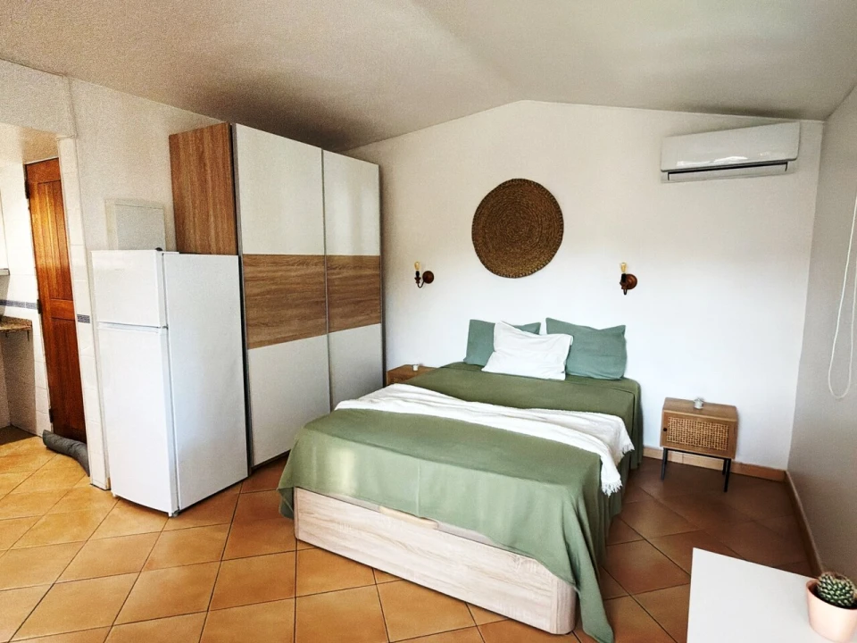 Apartamento T0 para Venda em Albufeira e Olhos de Água Foto 2