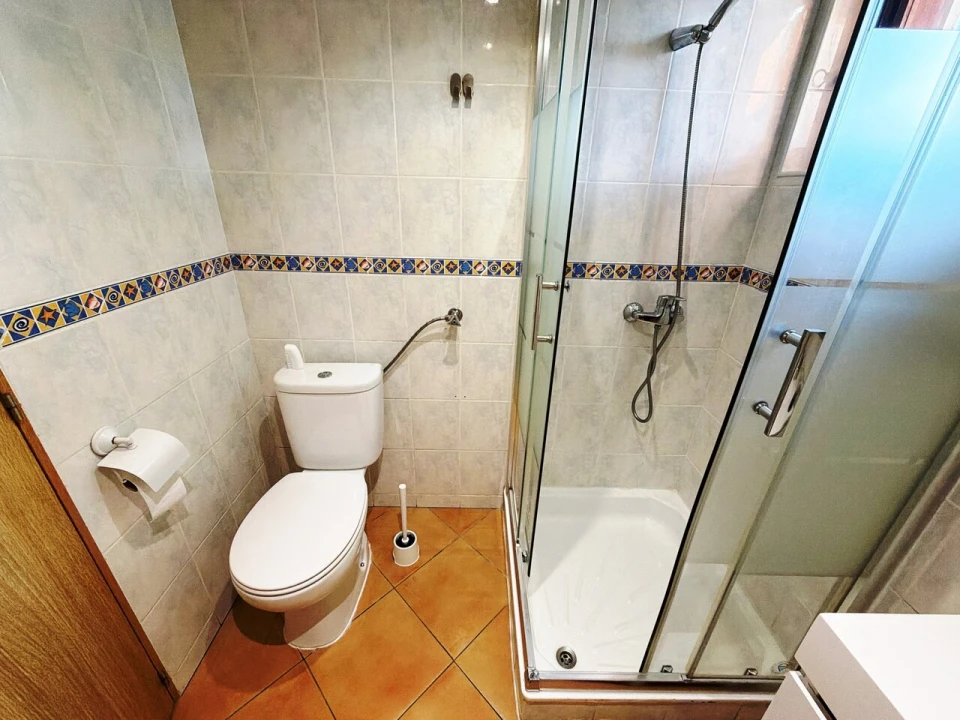 Apartamento T0 para Venda em Albufeira e Olhos de Água Foto 7
