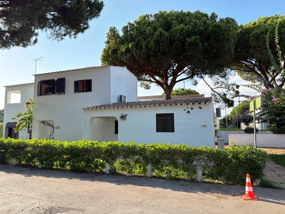 Apartamento T0 para Venda em Albufeira e Olhos de Água Foto 15