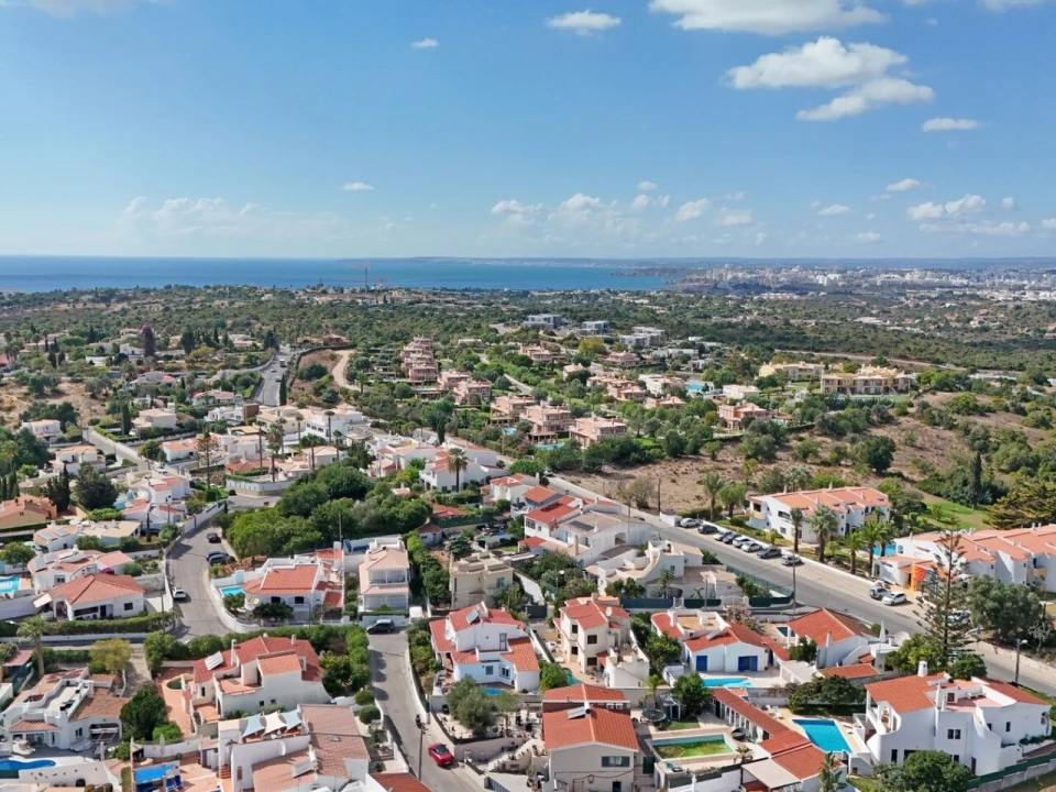 Terreno para Venda em Estômbar e Parchal Foto 9