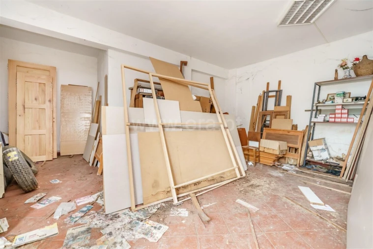Armazém para Venda em Teixoso e Sarzedo Foto 7
