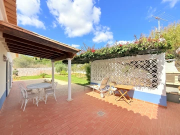 Moradia T3 para Venda em Lagos (São Sebastião e Santa Maria)