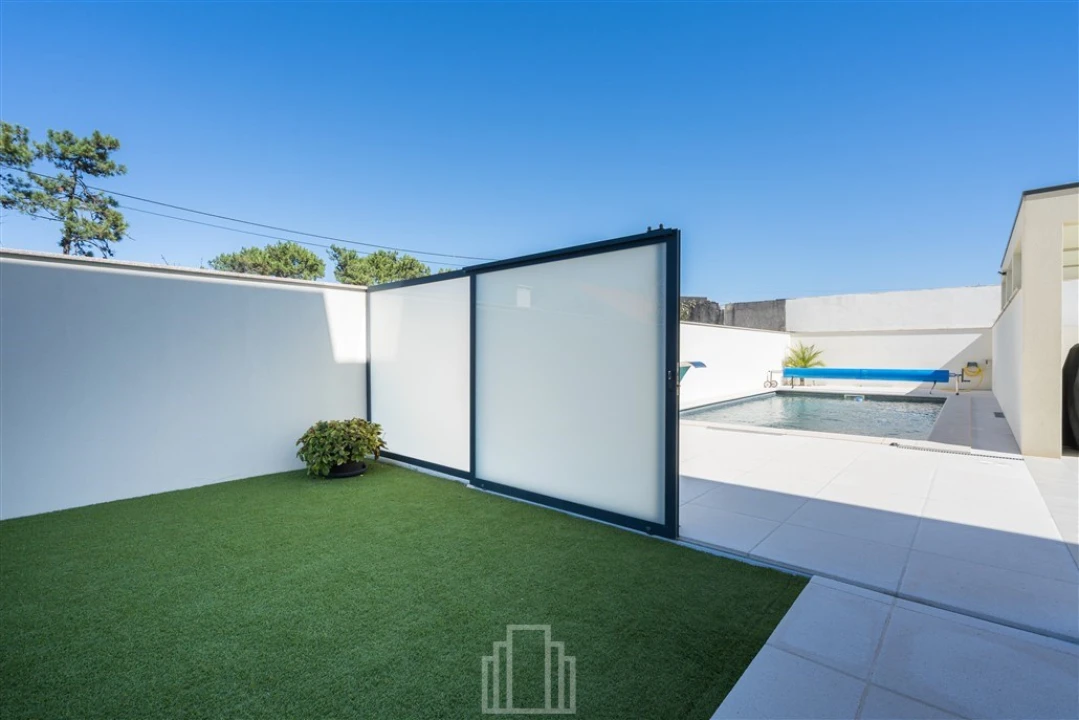 Moradia T4 para Venda em Ovar, São João, Arada e São Vicente de Pereira Jusã Foto 9