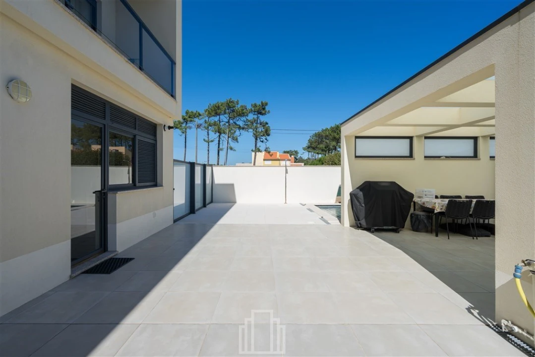Moradia T4 para Venda em Ovar, São João, Arada e São Vicente de Pereira Jusã Foto 14