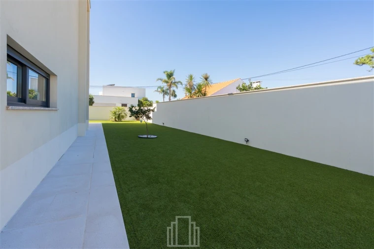 Moradia T4 para Venda em Ovar, São João, Arada e São Vicente de Pereira Jusã Foto 8