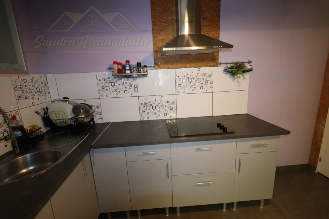 Moradia T2 para Venda em Santa Maria, São Pedro e Matacães Foto 20