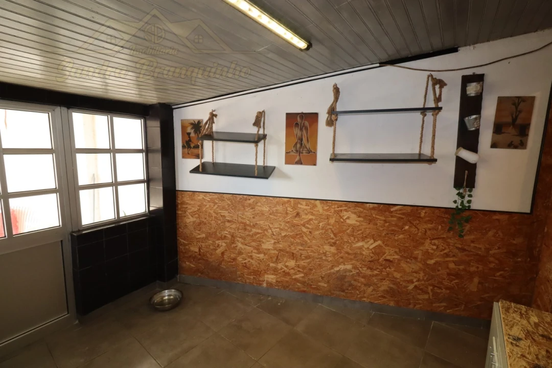 Moradia T2 para Venda em Santa Maria, São Pedro e Matacães Foto 24