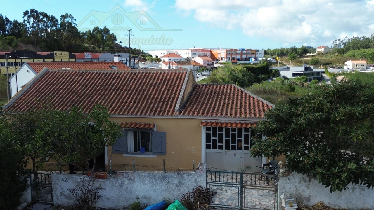 Moradia T2 para Venda em Santa Maria, São Pedro e Matacães Foto 40
