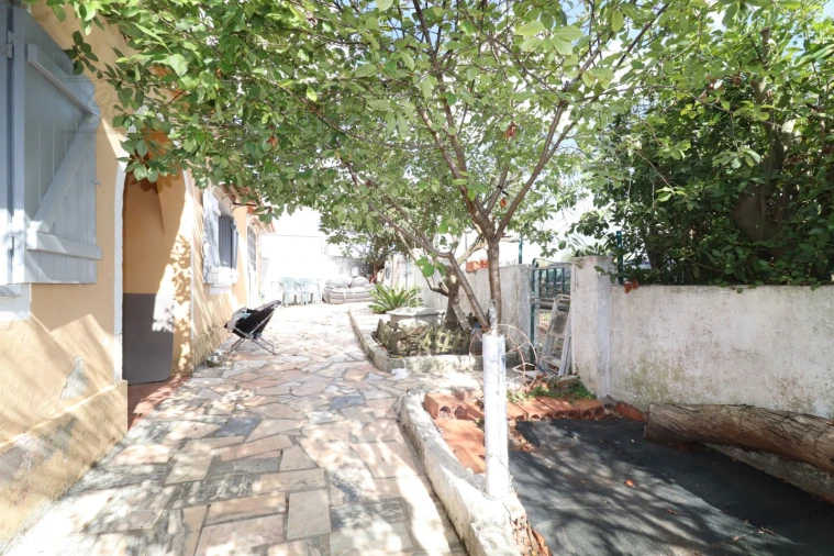 Moradia T2 para Venda em Santa Maria, São Pedro e Matacães Foto 33
