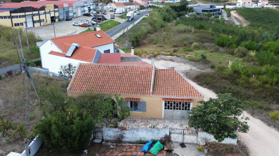 Moradia T2 para Venda em Santa Maria, São Pedro e Matacães Foto 39