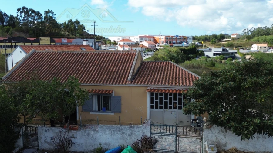 Moradia T2 para Venda em Santa Maria, São Pedro e Matacães Foto 40