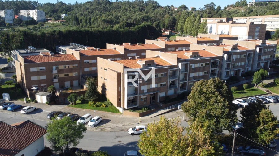 Apartamento T2 para Venda em Valongo Foto 23