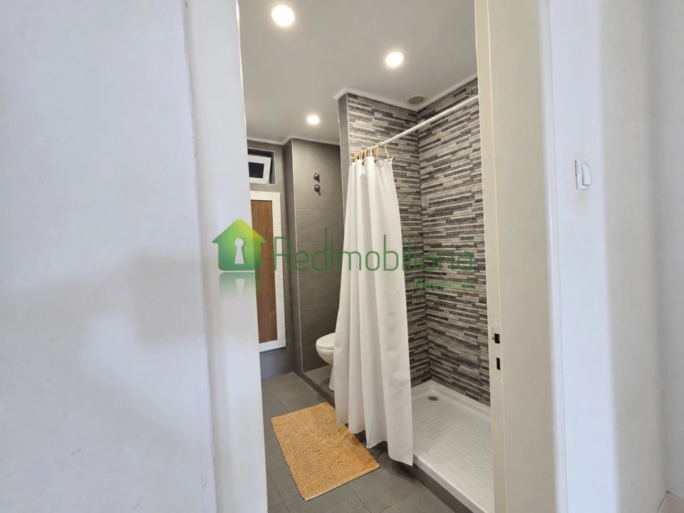 Moradia T6 para Venda em Loures Foto 23