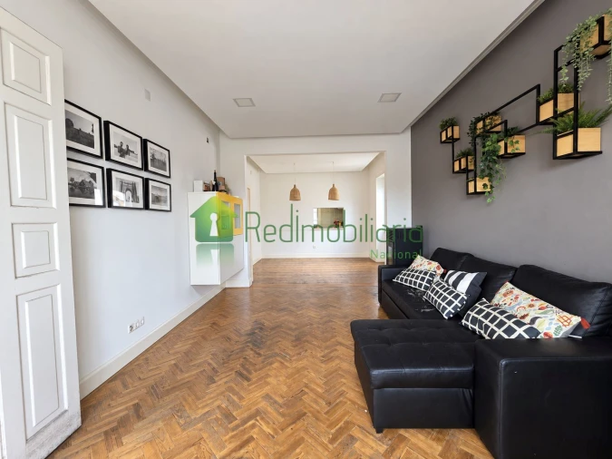Moradia T6 para Venda em Loures Foto 15
