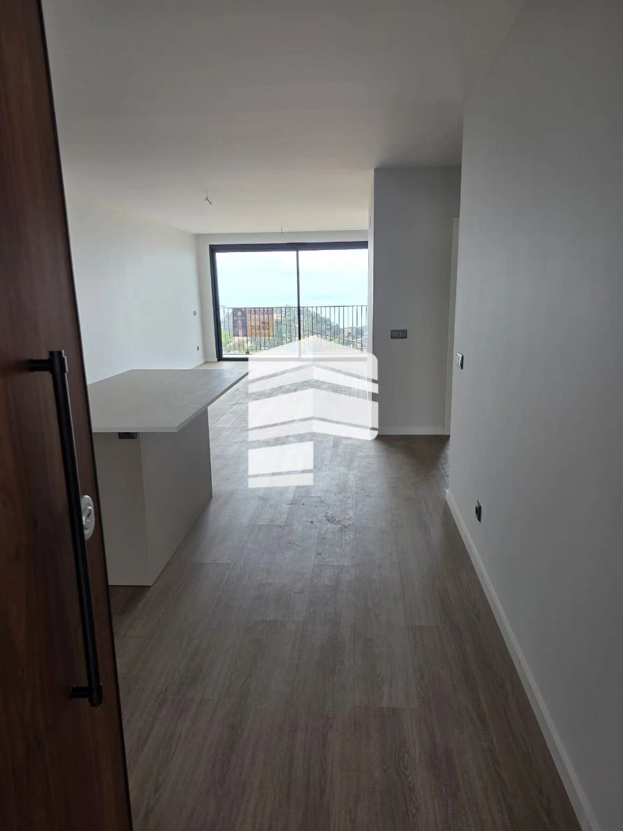 Apartamento T2 para Venda em Santo Antonio Foto 5