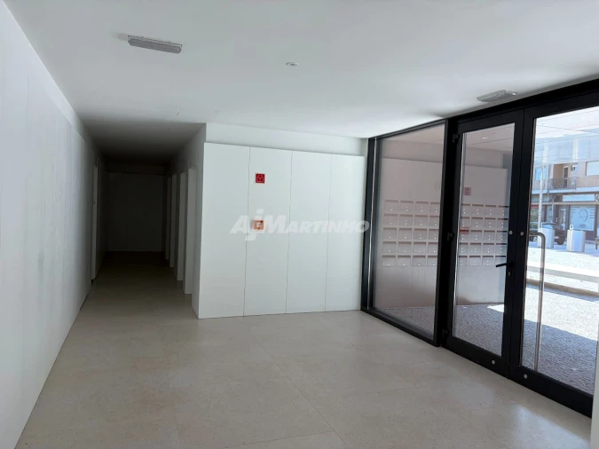 Apartamento T2 para Venda em Santa Marinha e São Pedro da Afurada Foto 2