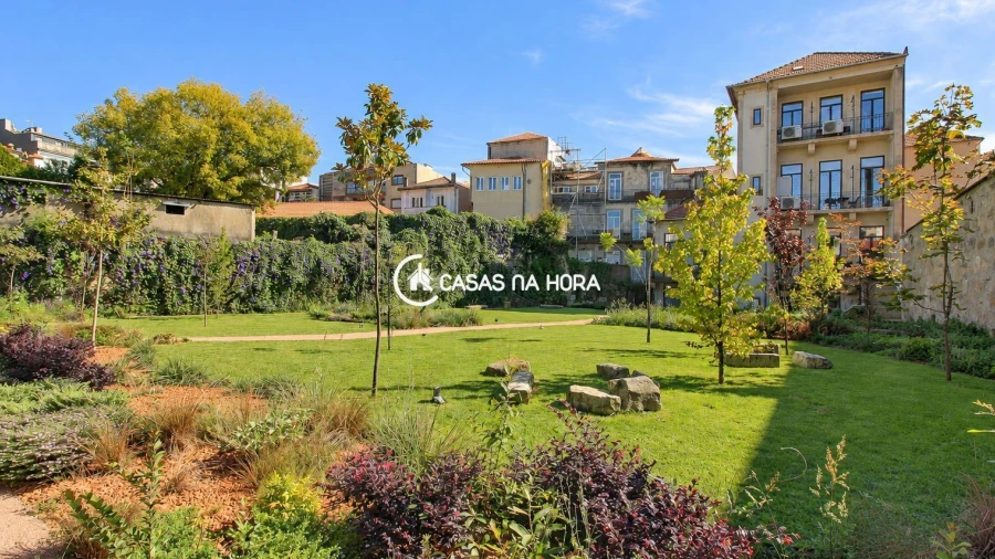 Apartamento T2 para Arrendamento em Cedofeita, Santo Ildefonso, Sé, Miragaia, São Nicolau e Vitória