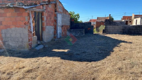 Moradia T3 para Venda em Alpalhão
