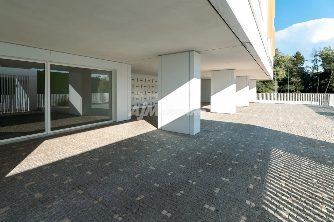 Apartamento T2 para Arrendamento em Campanhã Foto 2