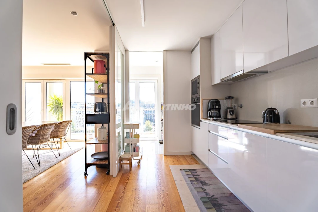 Apartamento T2 para Arrendamento em Campanhã Foto 10