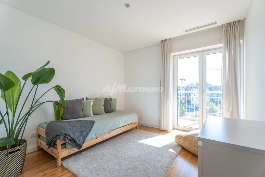 Apartamento T2 para Arrendamento em Campanhã Foto 17