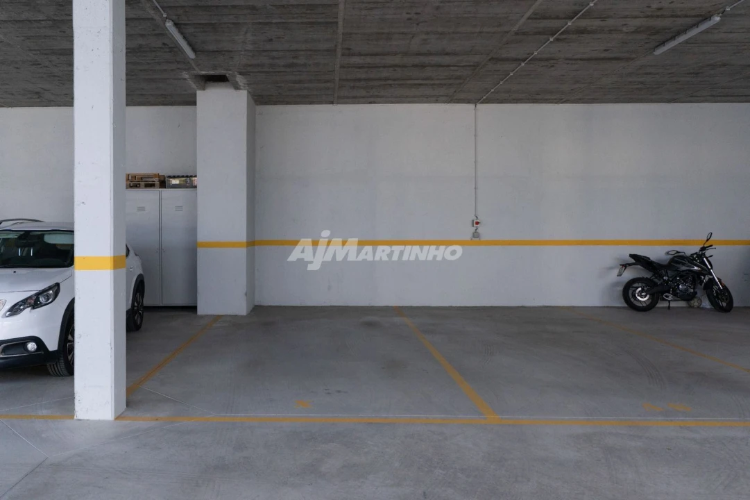 Apartamento T2 para Arrendamento em Campanhã Foto 21