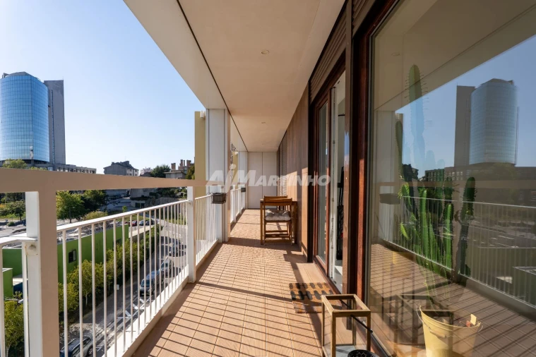Apartamento T2 para Arrendamento em Campanhã Foto 11