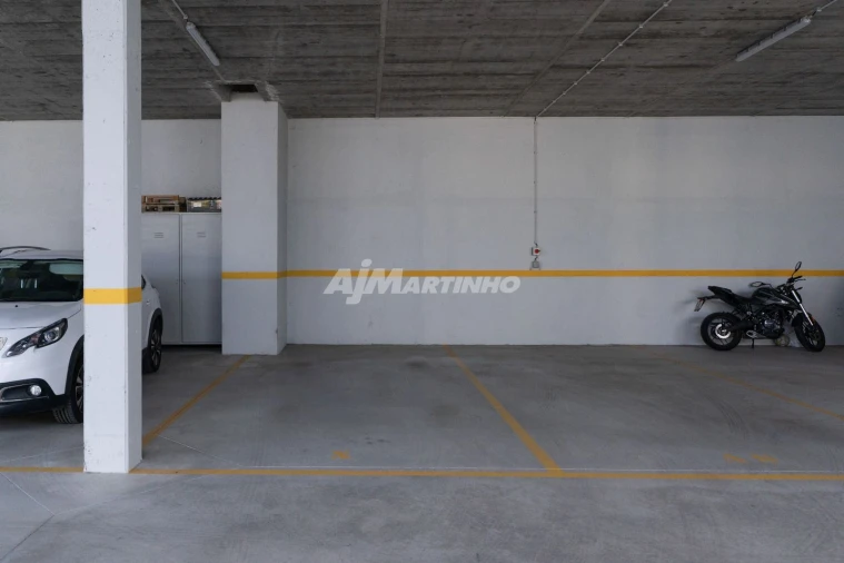 Apartamento T2 para Arrendamento em Campanhã Foto 21