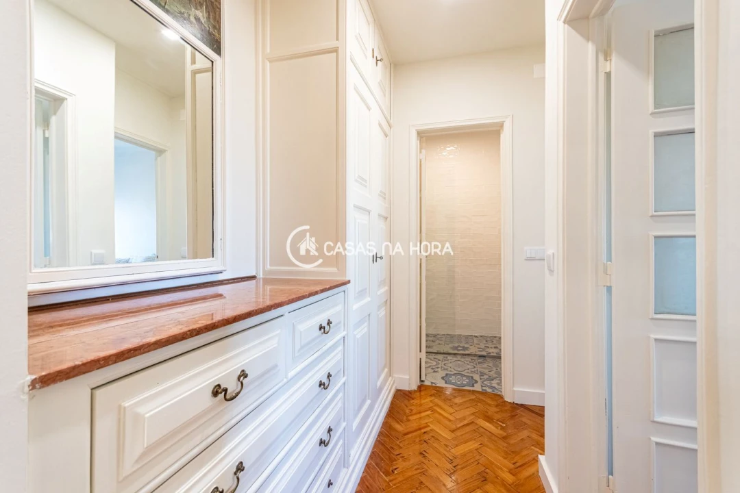 Apartamento T2 para Arrendamento em Ajuda Foto 12