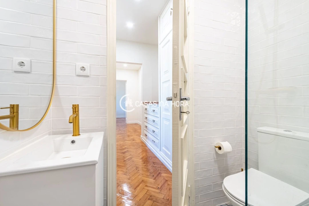Apartamento T2 para Arrendamento em Ajuda Foto 15