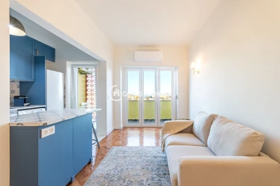 Apartamento T2 para Arrendamento em Santo António