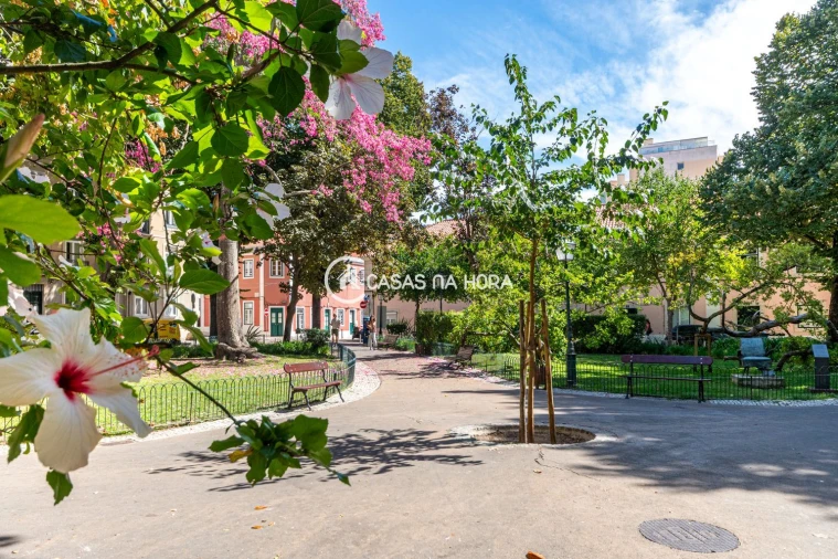 Apartamento T2 para Arrendamento em Ajuda Foto 23