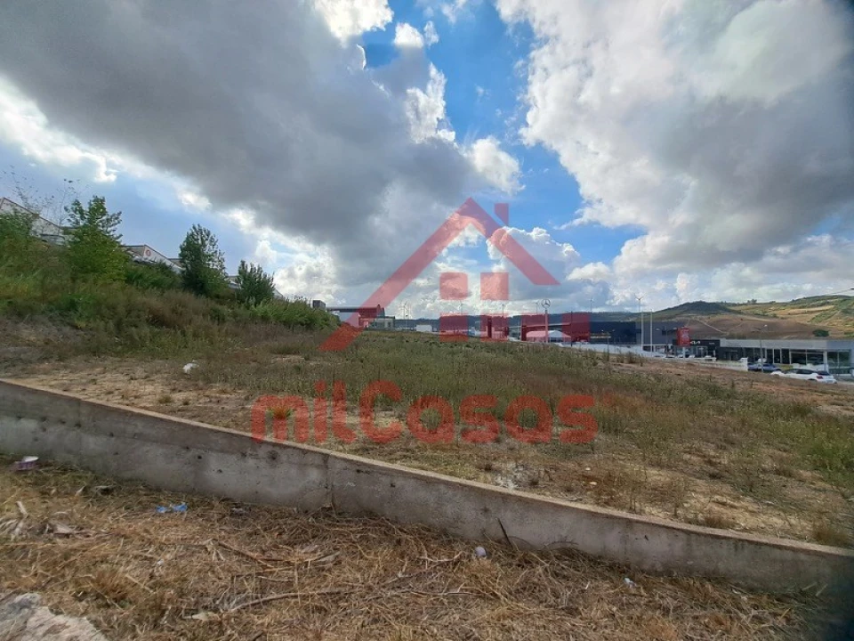 Terreno para Arrendamento em Santa Maria, São Pedro e Matacães Foto 18