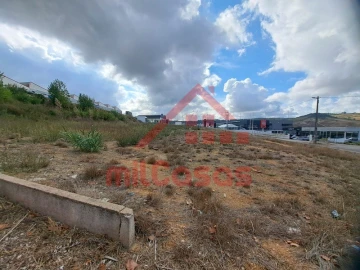 Terreno para Arrendamento em Santa Maria, São Pedro e Matacães