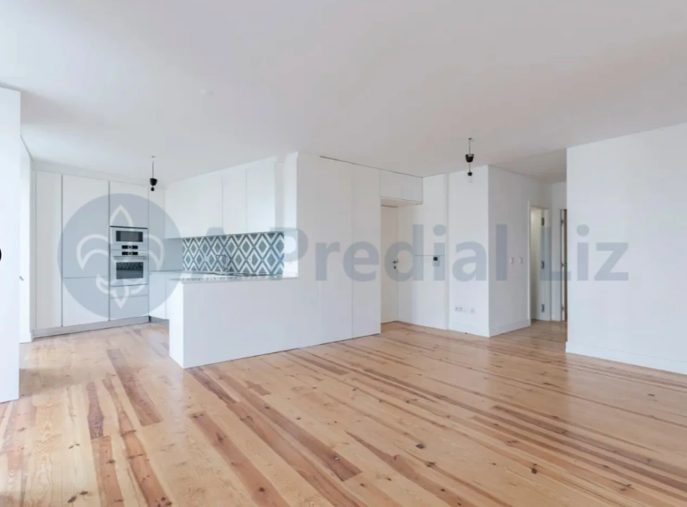 Apartamento T2 para Venda em São Vicente Foto 7