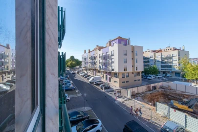 Apartamento T2 para Venda em Santa Iria de Azoia, São João da Talha e Bobadela