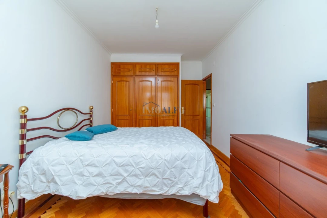 Apartamento T2 para Venda em Santa Iria de Azoia, São João da Talha e Bobadela Foto 12