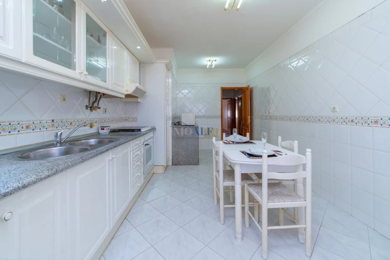 Apartamento T2 para Venda em Santa Iria de Azoia, São João da Talha e Bobadela Foto 6