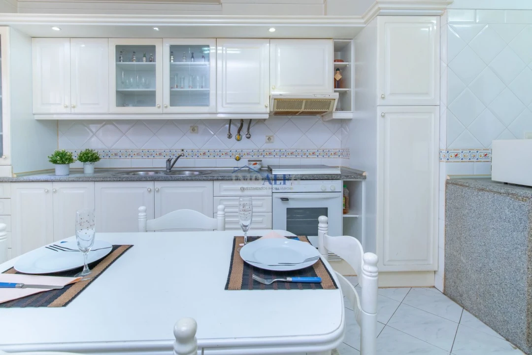 Apartamento T2 para Venda em Santa Iria de Azoia, São João da Talha e Bobadela Foto 8