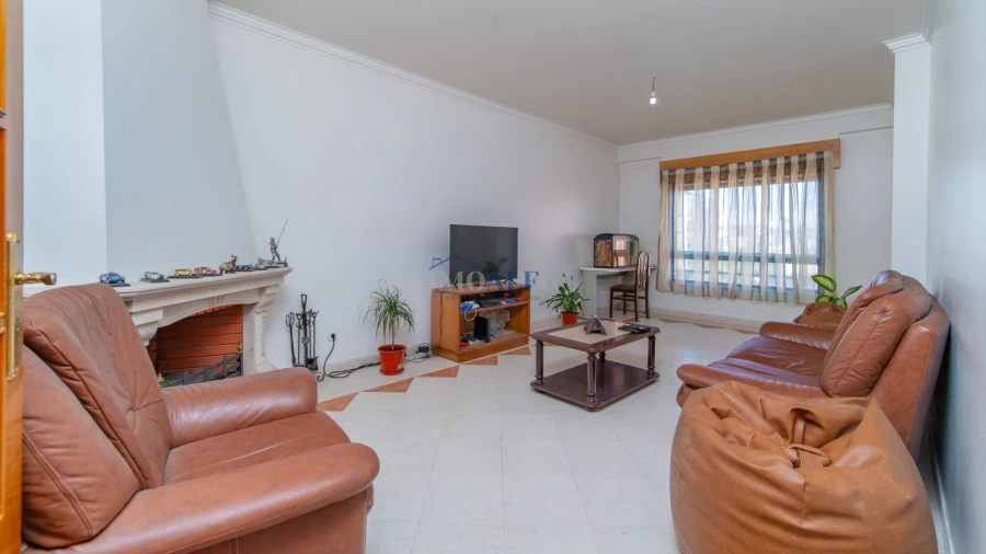 Apartamento T2 para Venda em Santa Iria de Azoia, São João da Talha e Bobadela