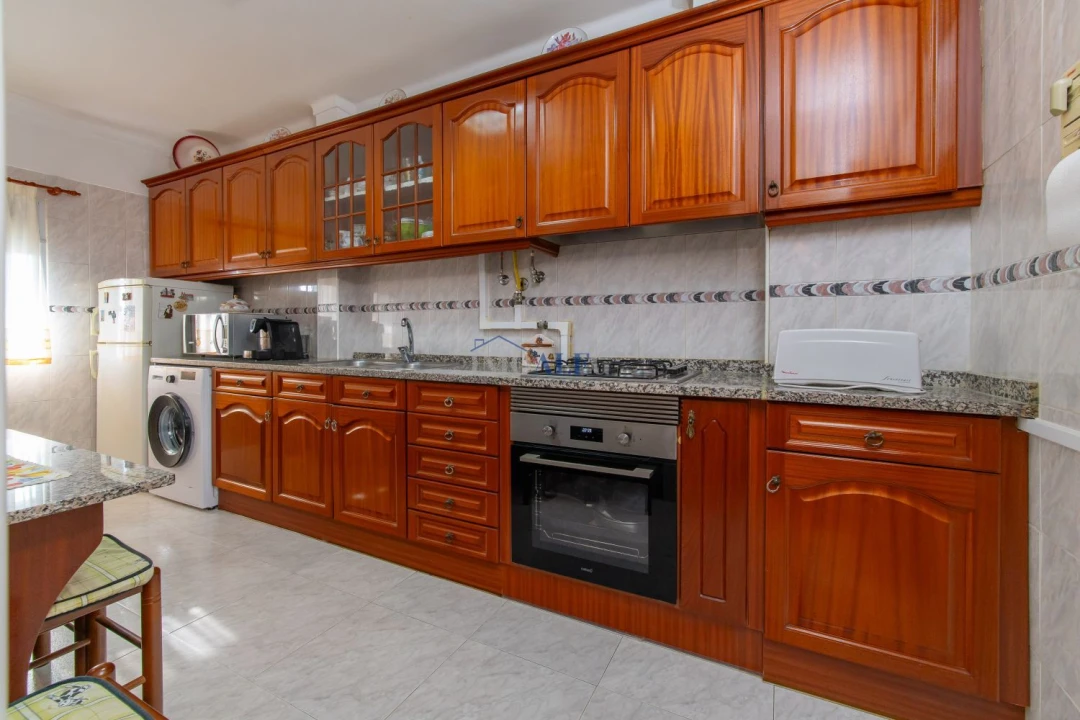 Apartamento T2 para Venda em Santa Iria de Azoia, São João da Talha e Bobadela Foto 7