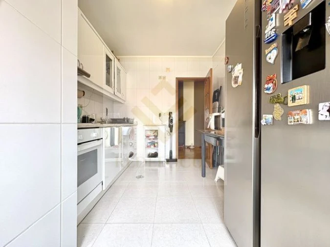 Apartamento T1 para Venda em Oliveira do Douro Foto 11