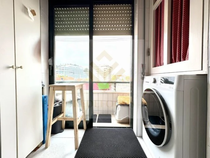 Apartamento T1 para Venda em Oliveira do Douro Foto 12