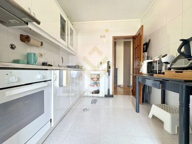 Apartamento T1 para Venda em Oliveira do Douro Foto 10
