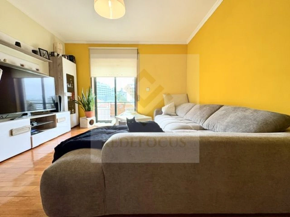 Apartamento T1 para Venda em Oliveira do Douro Foto 5