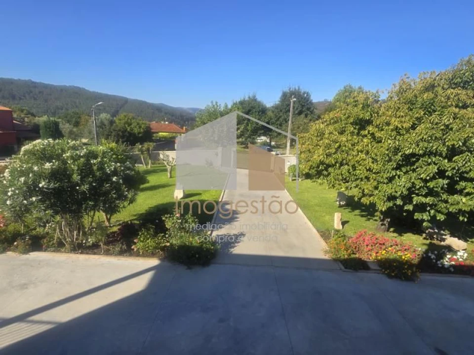 Moradia T3 para Venda em Mentrestido Foto 4
