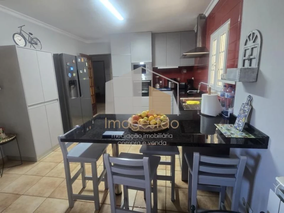 Moradia T3 para Venda em Mentrestido Foto 12